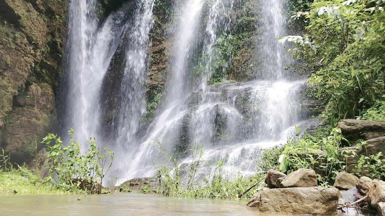 Huy Man Homestay Ha Giang Esterno foto