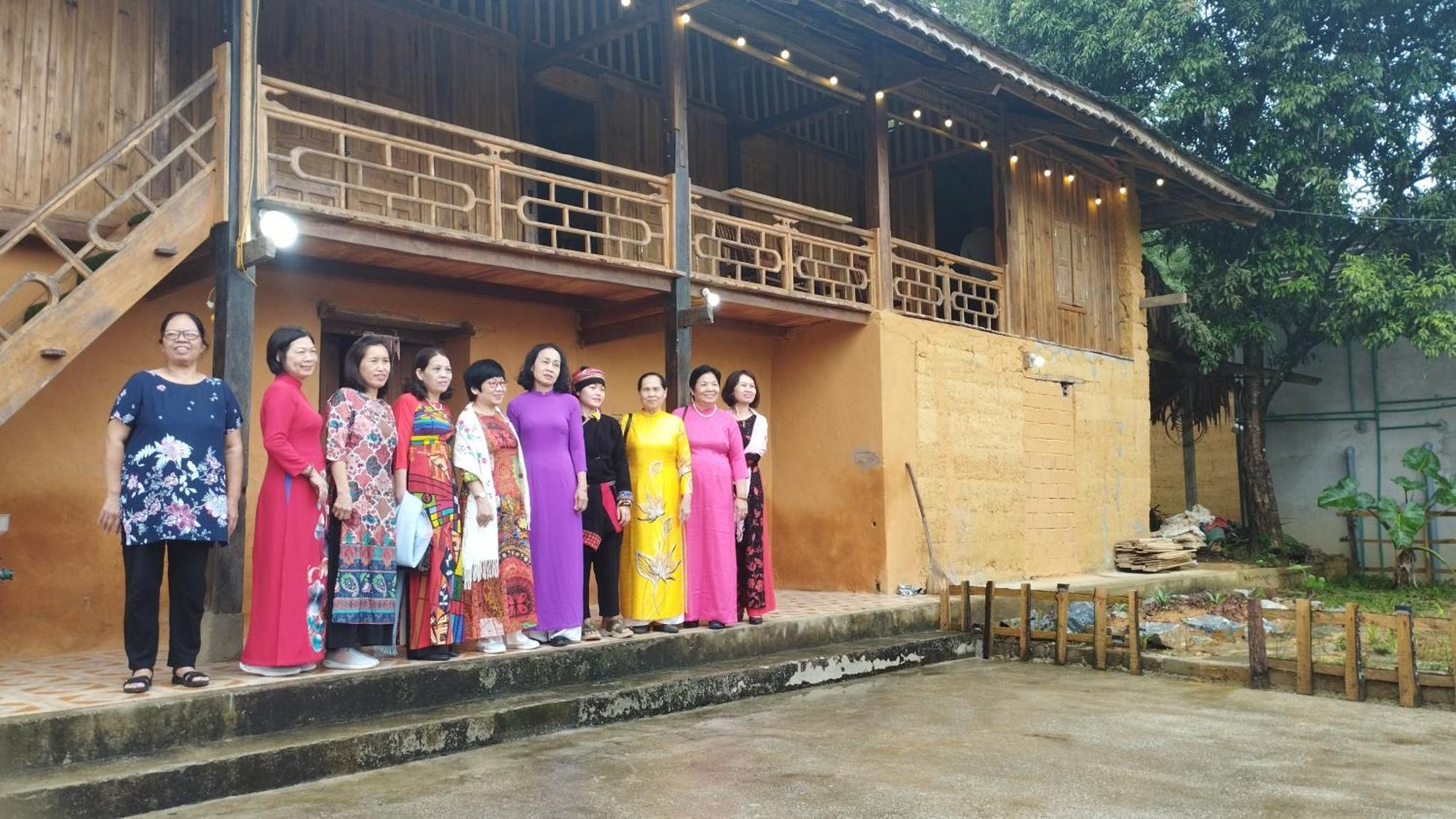 Huy Man Homestay Ha Giang Esterno foto